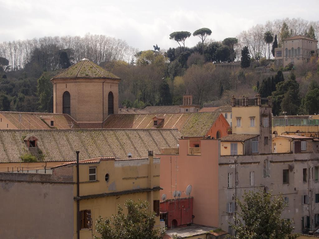 Over The Tiber Loft Apartment Rome Exterior photo