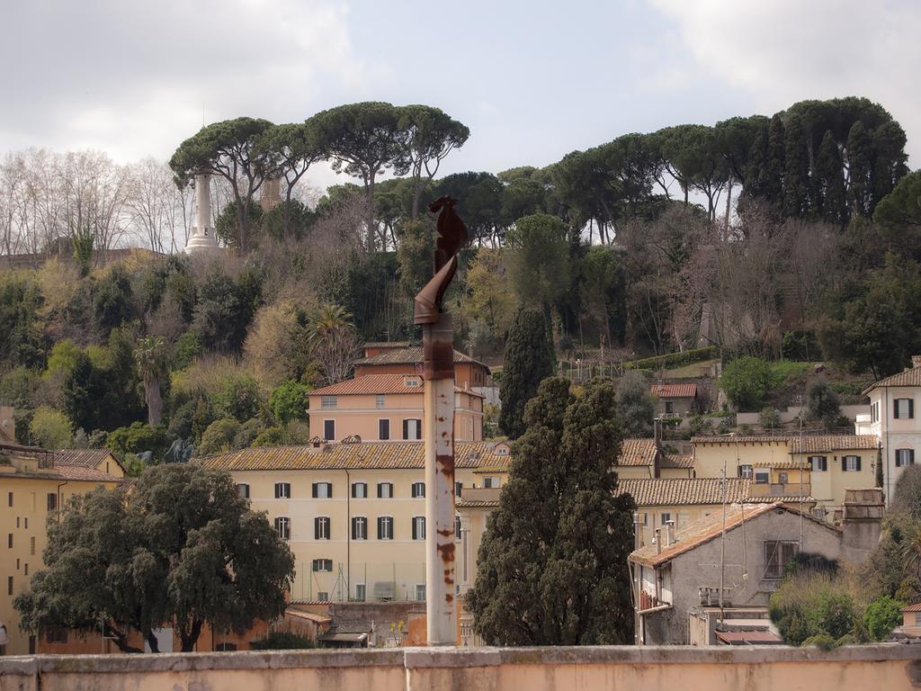 Over The Tiber Loft Apartment Rome Exterior photo