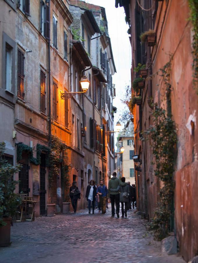 Over The Tiber Loft Apartment Rome Exterior photo